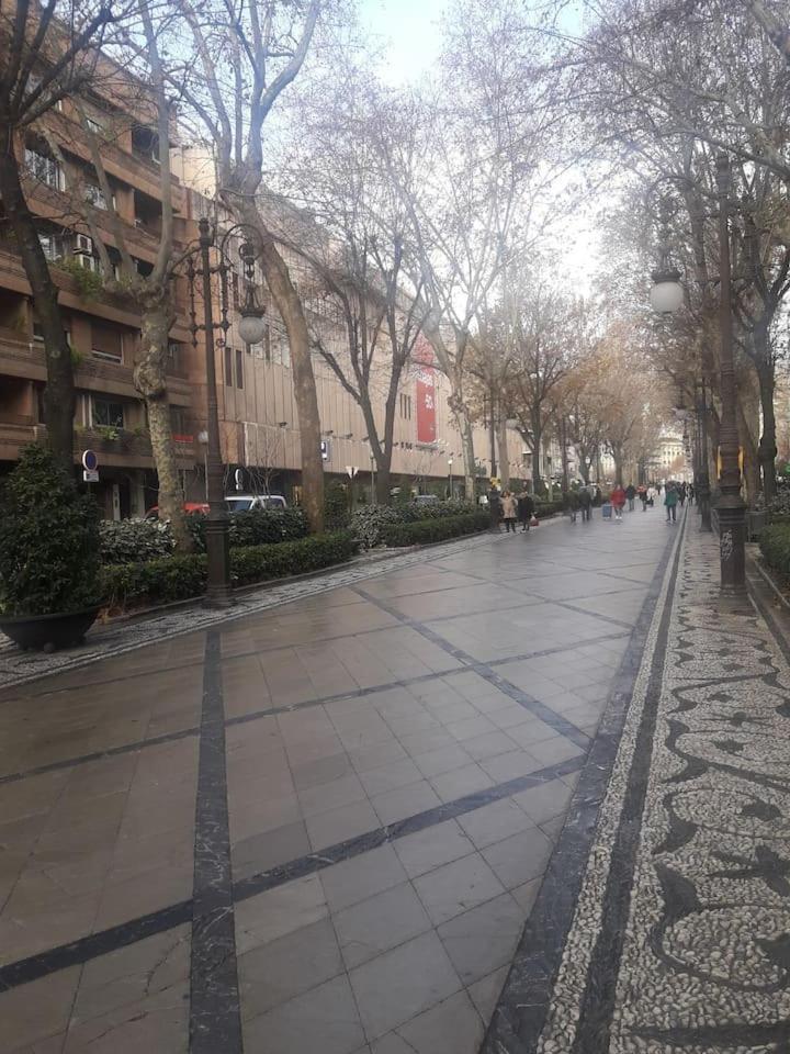 Piso Centro Ciudad Y Parking Apartment Granada Ngoại thất bức ảnh