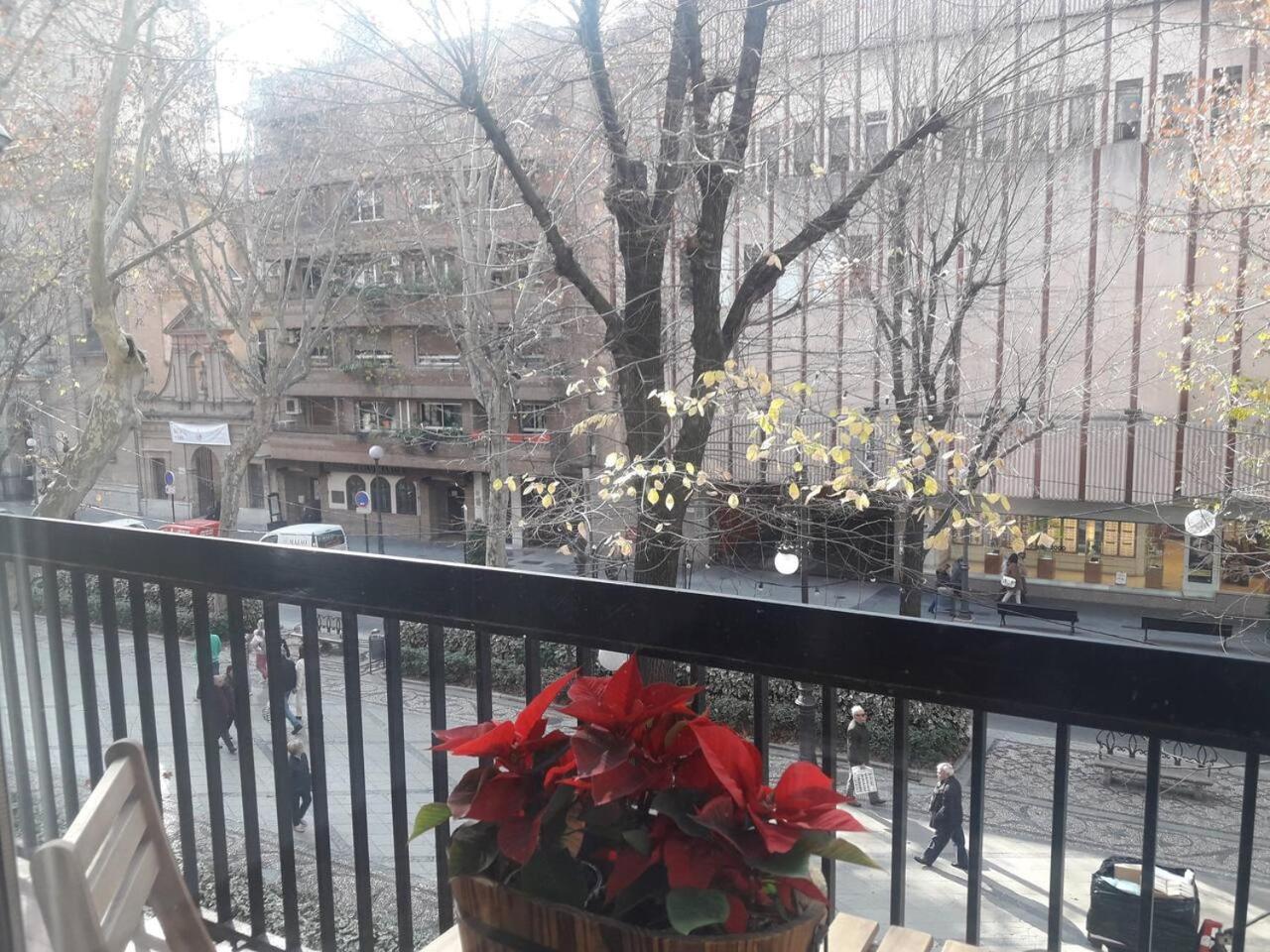 Piso Centro Ciudad Y Parking Apartment Granada Ngoại thất bức ảnh